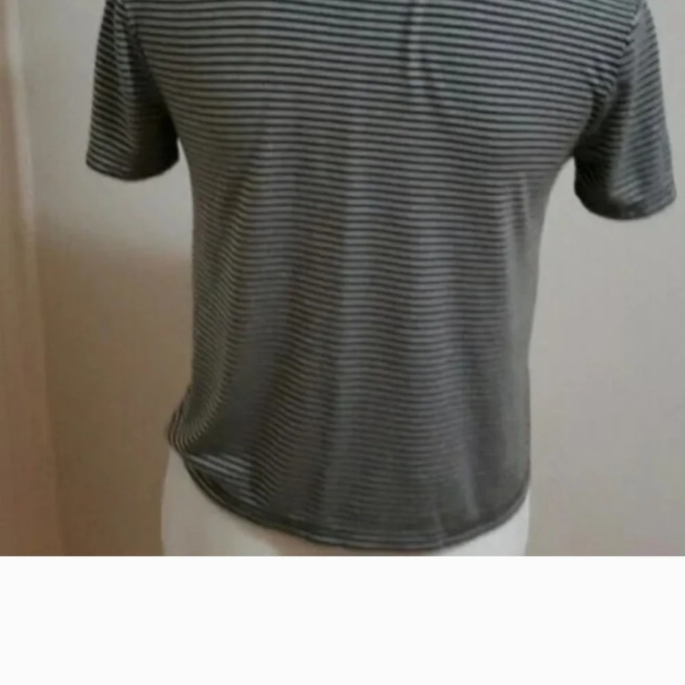 J. Crew Tee Shirt Green Stripe Short Sleeve Crewneck Tie Knot size XS
